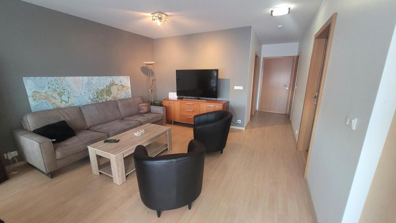 Bright Appartment Егилстадир Екстериор снимка